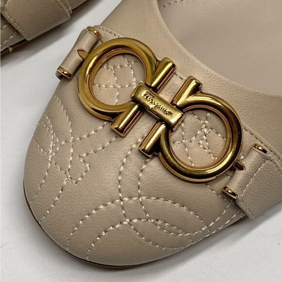 Ferragamo Garda Gancini Leather Pumps size 10 - Picture 3 of 12